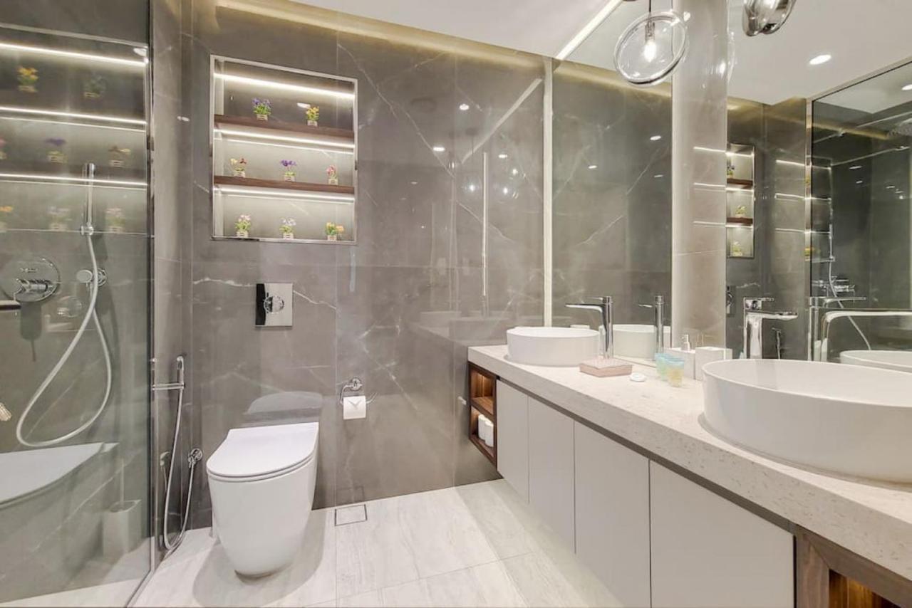 Horizon Tower, Marina - Exquisite Four Bedroom شقة دبي