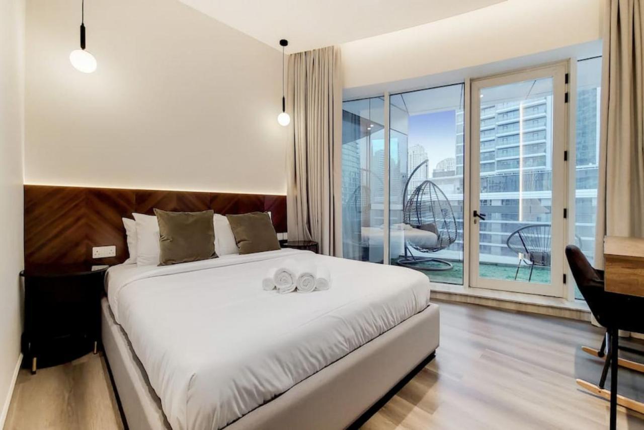 Horizon Tower, Marina - Exquisite Four Bedroom شقة دبي